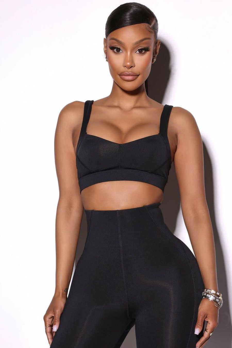 Activewear Tops * | Budget Fashion Nova Morph Rettig Sports Bra Black Activewear Tops