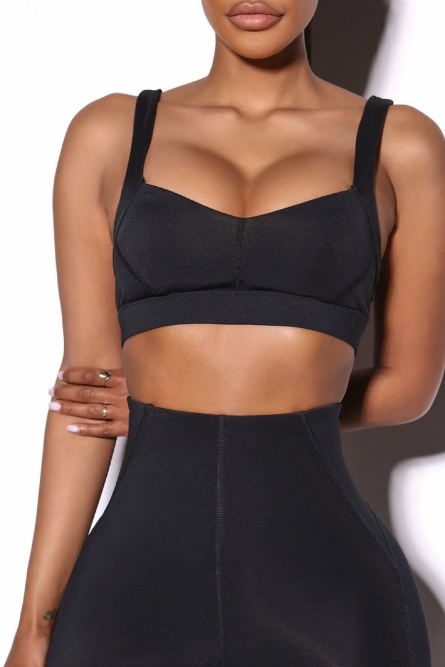 Activewear Tops * | Budget Fashion Nova Morph Rettig Sports Bra Black Activewear Tops